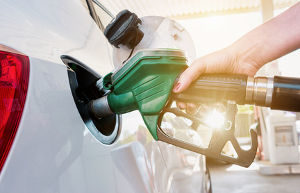 Gute Nachrichten für Verbraucher: Kurz vor den großen Sommerferien wird Benzin günstiger